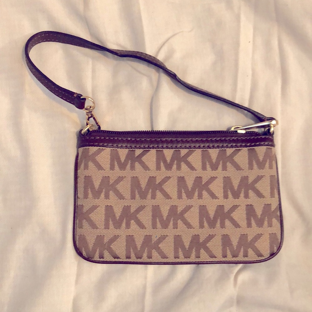 Michael Kors Wristlet